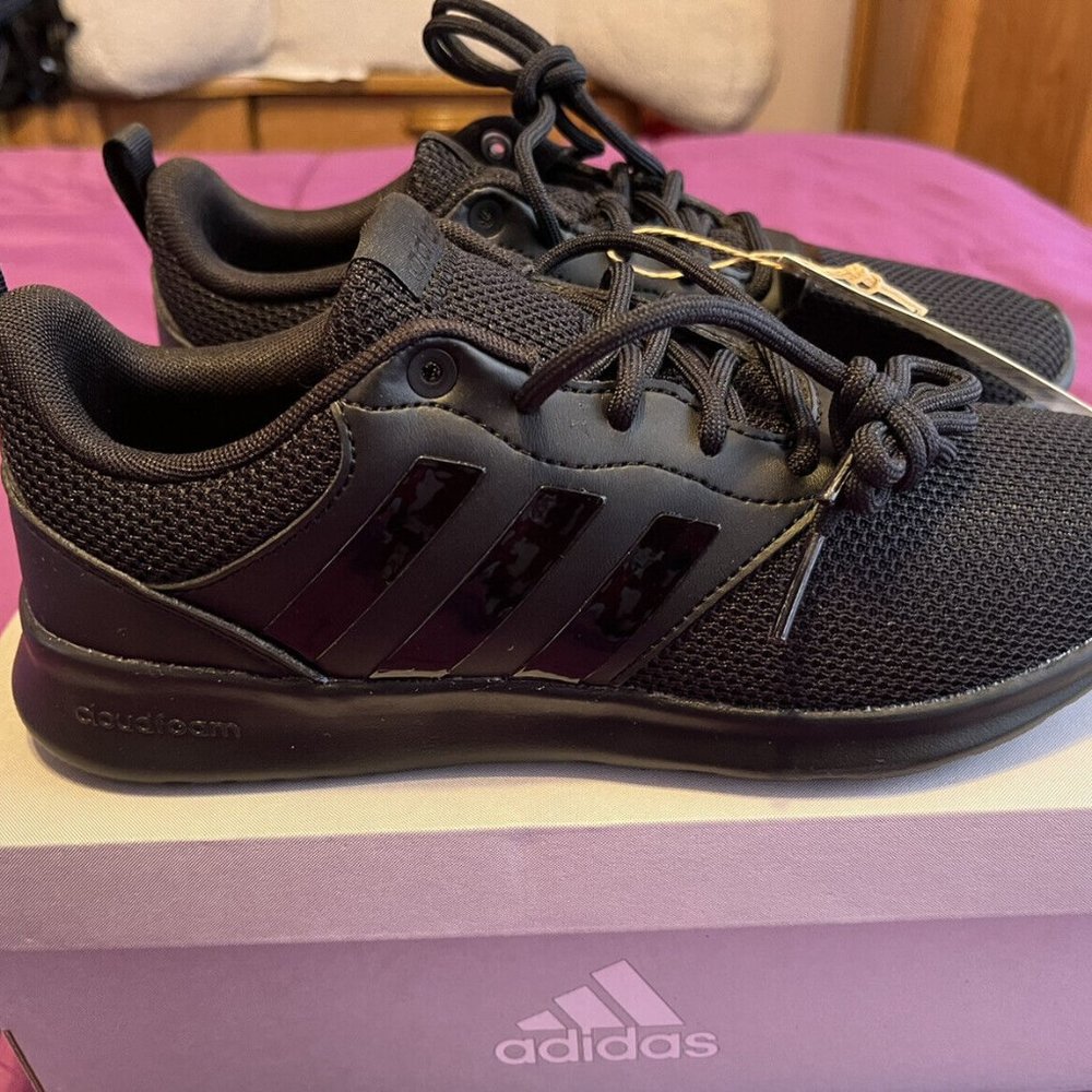 Adidas: Women's QT Racer 2.0 Cloudform Comfort, Running Shoes, Black, Size: 6